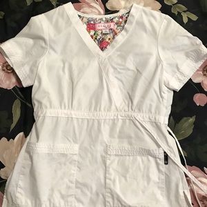 Koi white Ktelyn scrub top